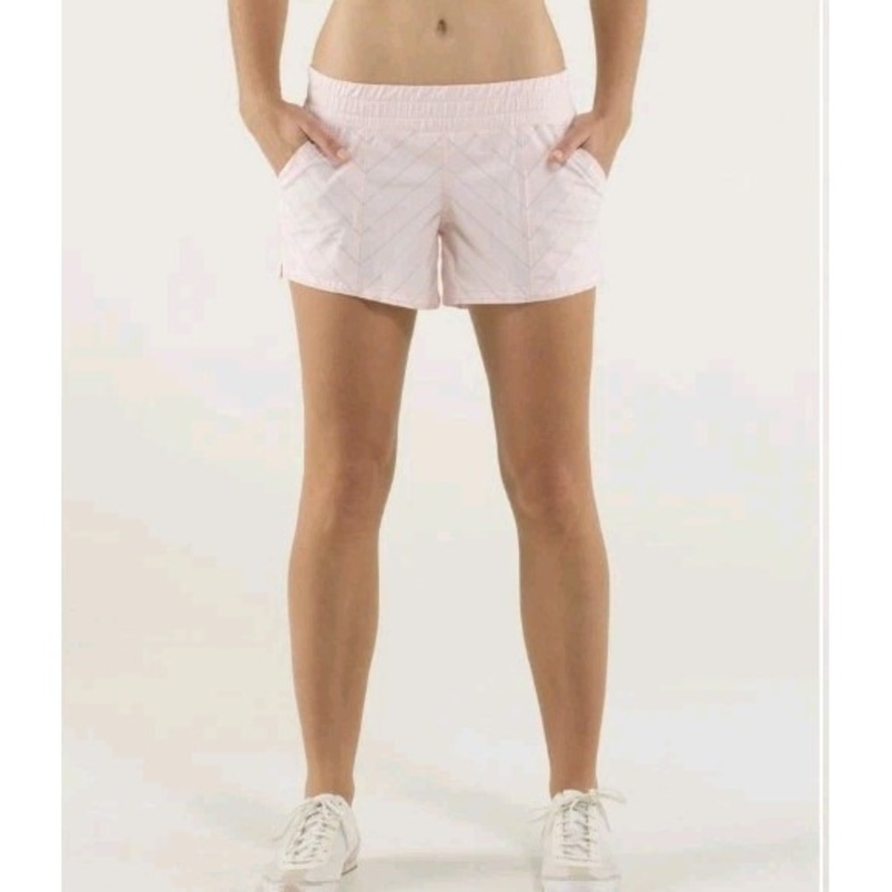 Lululemon Hotty Hot‎ Mauve Pink Grey Shake & Break ShortPocket 6 Woman Run  EUC